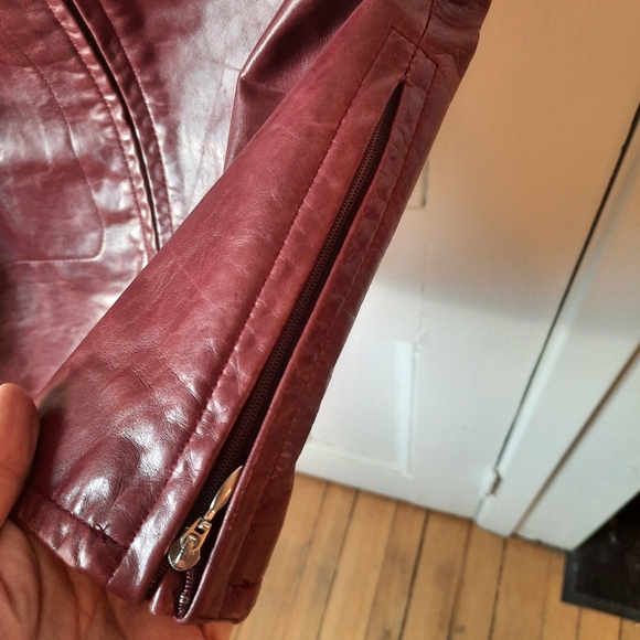 SOLD - Picture 6 of 11